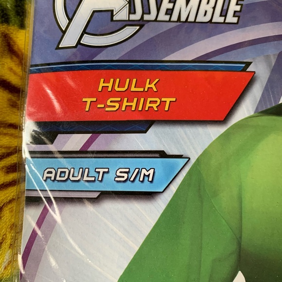 New in Package-Hulk T-Shirt for adults. - Picture 2 of 4